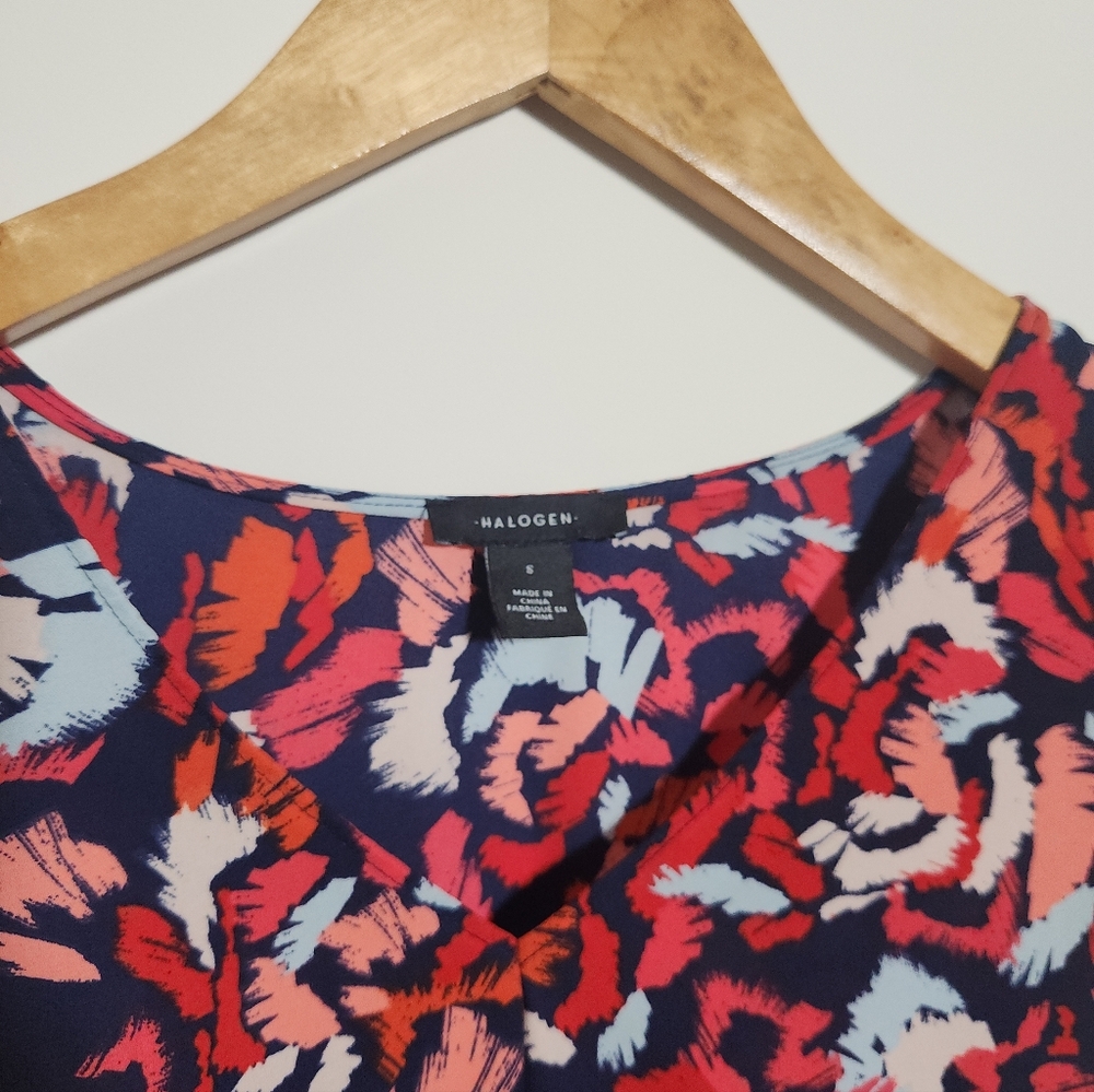 Halogen Asymmetrical Graphic Print Tank Top - Picture 5 of 9